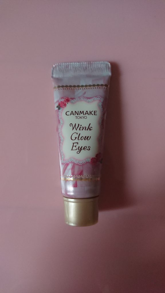 キャンメイクのウインクグロウアイズ（サクラモーヴ）