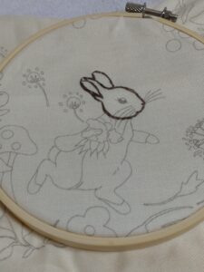 ピーターラビットの刺繍
