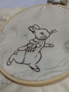 ピーターラビットの刺繍