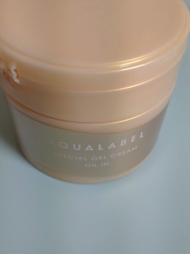 アクアレーベルのオールインワン(オイルイン)