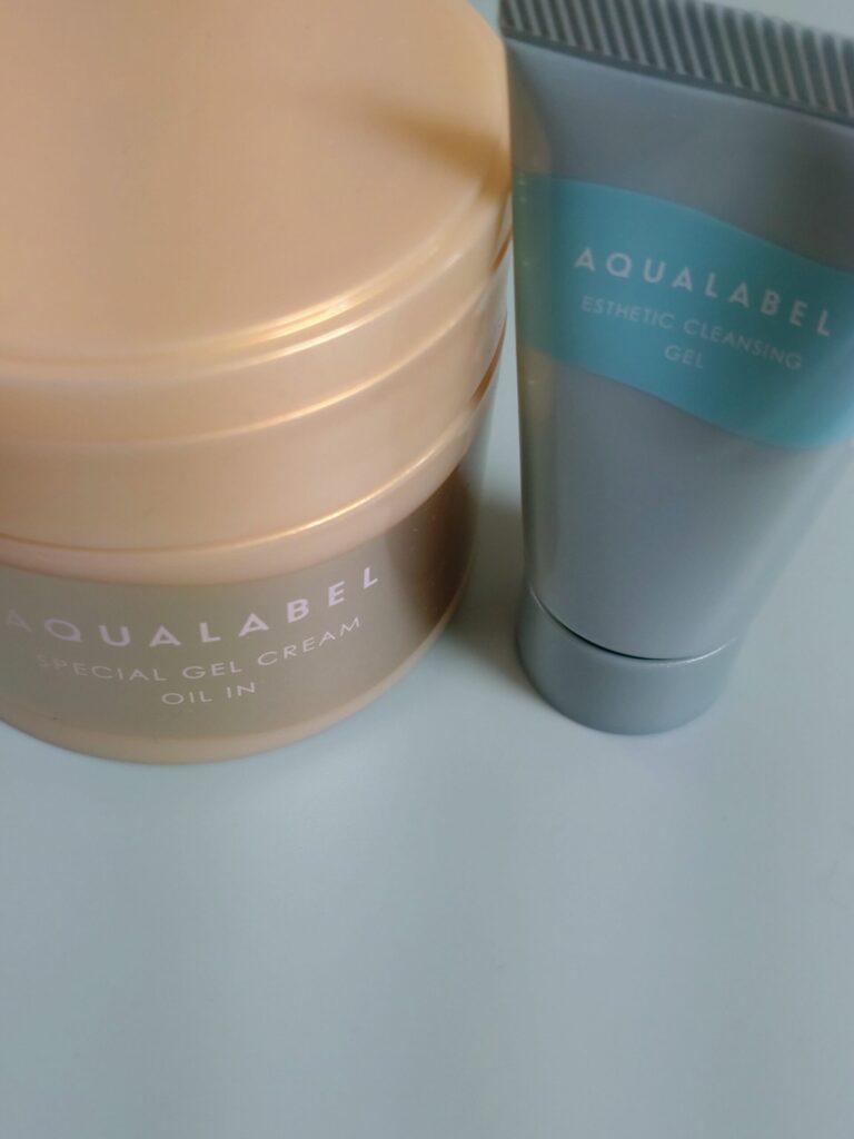 アクアレーベルのオールインワンと洗顔ジェル